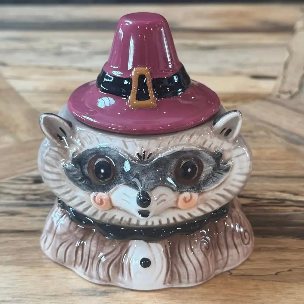 Johanna Parker Raccoon Pilgrim Hat Candy Canister Jar Fall Thanksgiving HTF 5”H